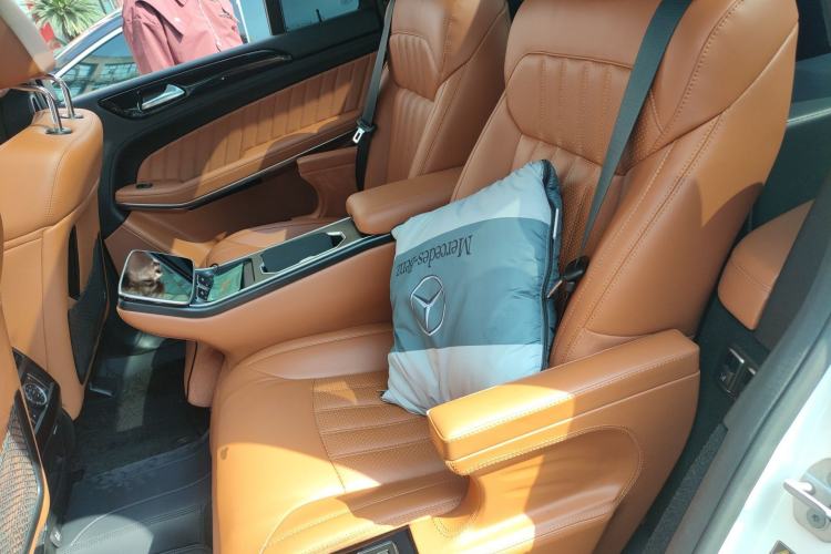 Used Mercedes-Benz GL-Class 2013 GL 500 4MATIC Left Rear Seat
