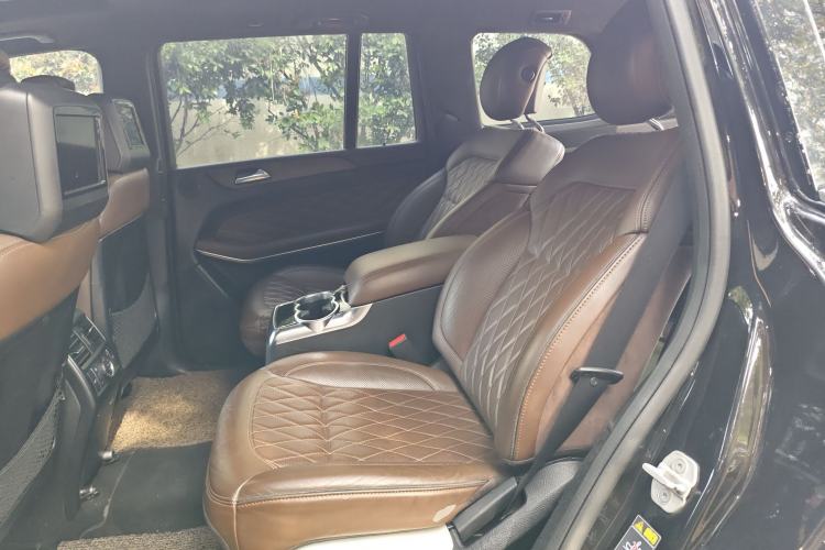 Used Mercedes-Benz GL-Class 2013 GL 500 4MATIC Left Rear Seat