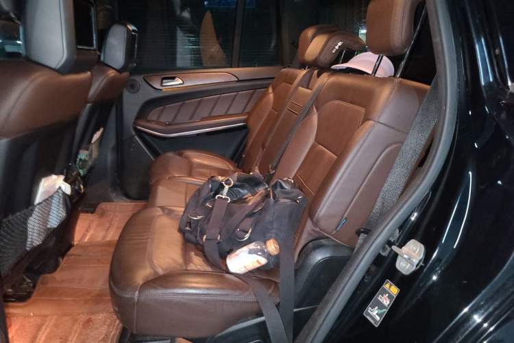 Used Mercedes-Benz GL-Class 2013 GL 500 4MATIC Left Rear Seat