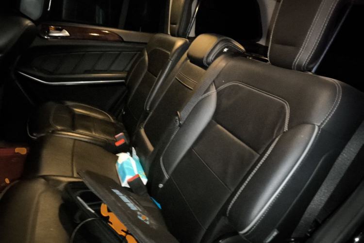 Used Mercedes-Benz GL-Class  Left Rear Seat