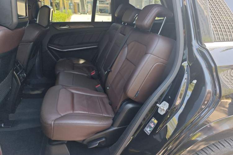 Used Mercedes-Benz GL-Class 2013 GL 500 4MATIC Left Rear Seat