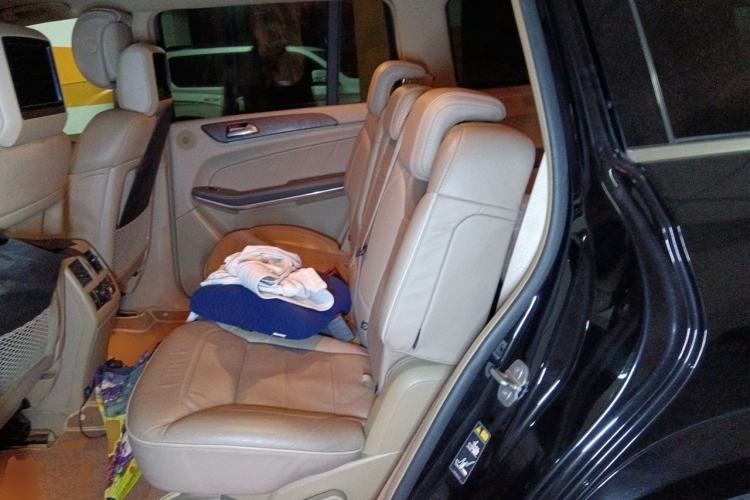 Used Mercedes-Benz GL-Class 2013 GL 500 4MATIC Left Rear Seat