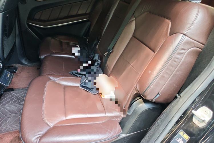 Used Mercedes-Benz GL-Class 2013 GL 500 4MATIC Left Rear Seat