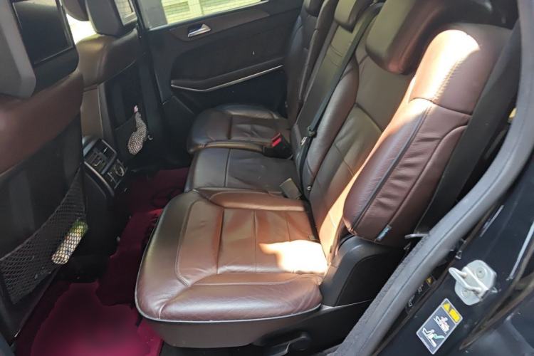Used Mercedes-Benz GL-Class 2013 GL 500 4MATIC Left Rear Seat
