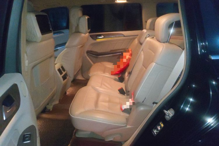 Used Mercedes-Benz GL-Class 2013 GL 500 4MATIC Left Rear Seat