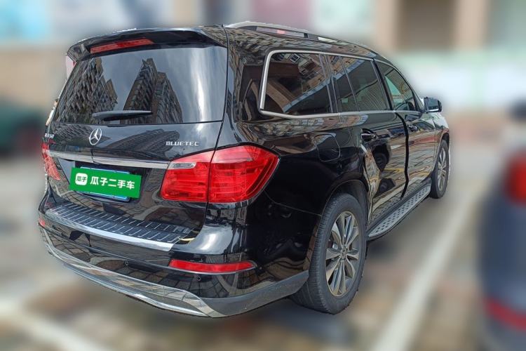 Used Mercedes-Benz GL-Class  Rear Right 45 Deg