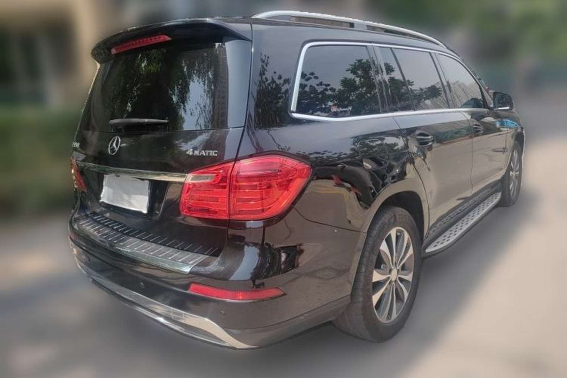 Used Mercedes-Benz GL-Class  Rear Right 45 Deg