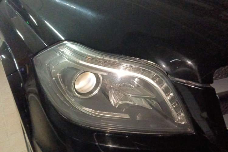 Used Mercedes-Benz GL-Class 2013 GL 500 4MATIC Right Front Headlight