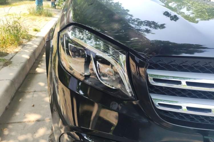 Used Mercedes-Benz GL-Class  Right Front Headlight