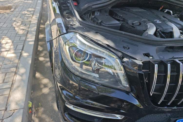 Used Mercedes-Benz GL-Class 2013 GL 500 4MATIC Right Front Headlight