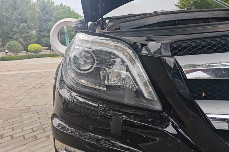 Used Mercedes-Benz GL-Class 2013 GL 500 4MATIC Right Front Headlight