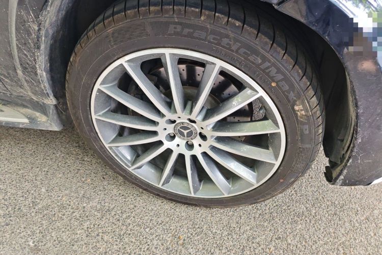 Used Mercedes-Benz GL-Class 2013 GL 500 4MATIC Right Front Wheel Hub