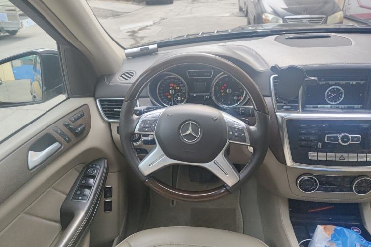 Used Mercedes-Benz GL-Class 2013 GL 500 4MATIC Steering Wheel