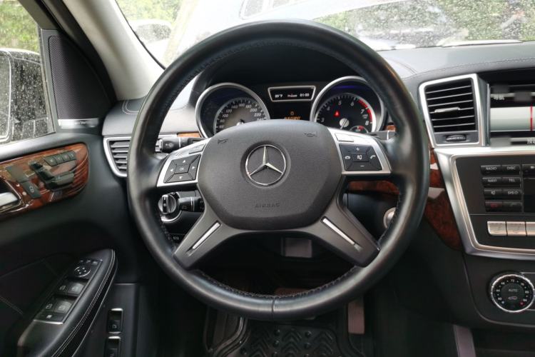 Used Mercedes-Benz GL-Class  Steering Wheel