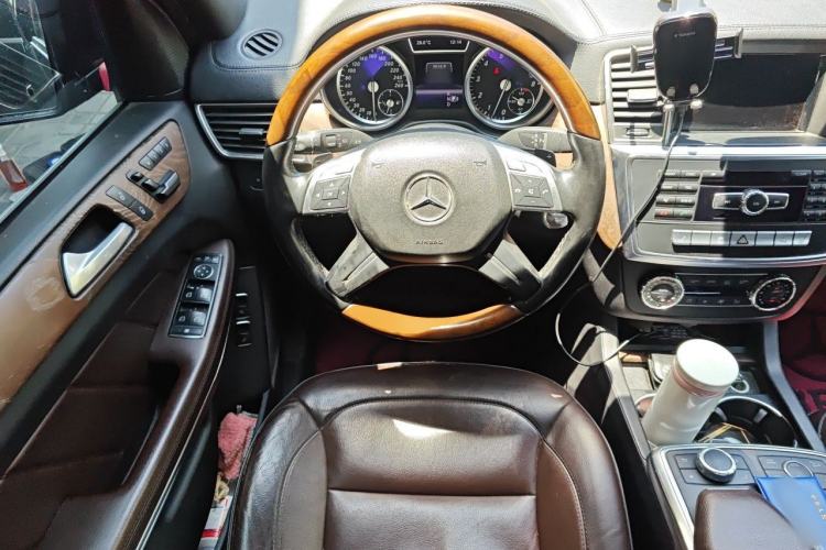 Used Mercedes-Benz GL-Class 2013 GL 500 4MATIC Steering Wheel