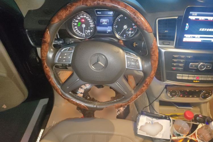 Used Mercedes-Benz GL-Class  Steering Wheel