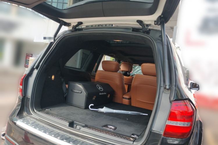 Used Mercedes-Benz GL-Class 2013 GL 500 4MATIC Trunk
