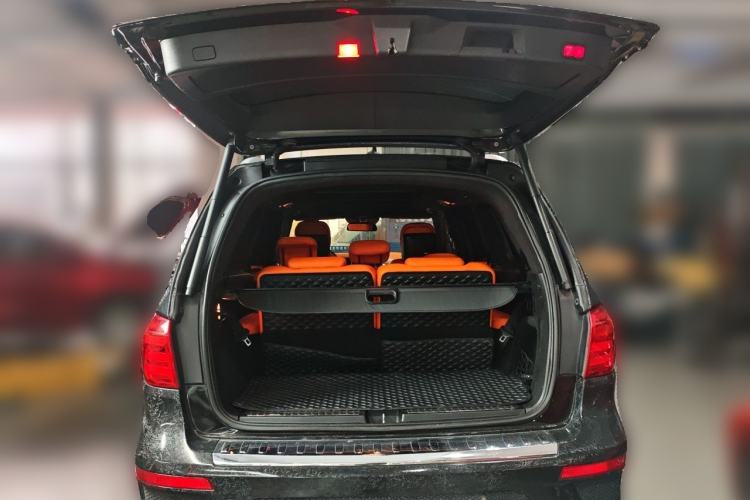 Used Mercedes-Benz GL-Class  Trunk