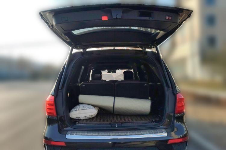 Used Mercedes-Benz GL-Class 2013 GL 500 4MATIC Trunk