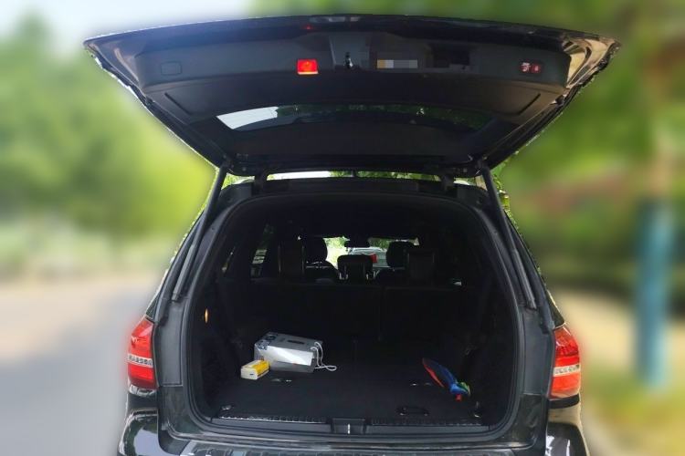 Used Mercedes-Benz GL-Class  Trunk