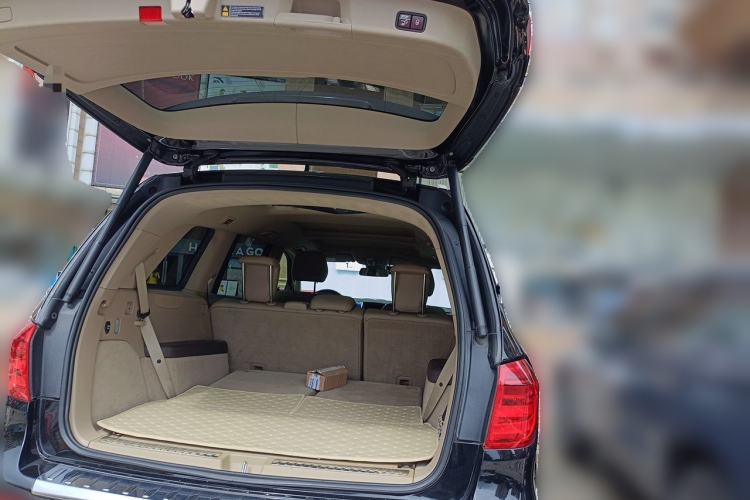 Used Mercedes-Benz GL-Class  Trunk