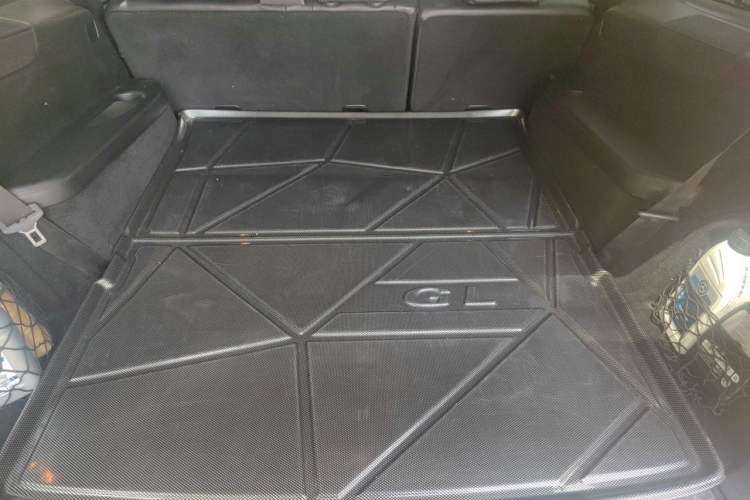 Used Mercedes-Benz GL-Class  Trunk