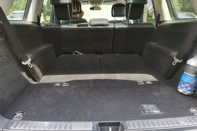 Used Mercedes-Benz GL-Class  Trunk