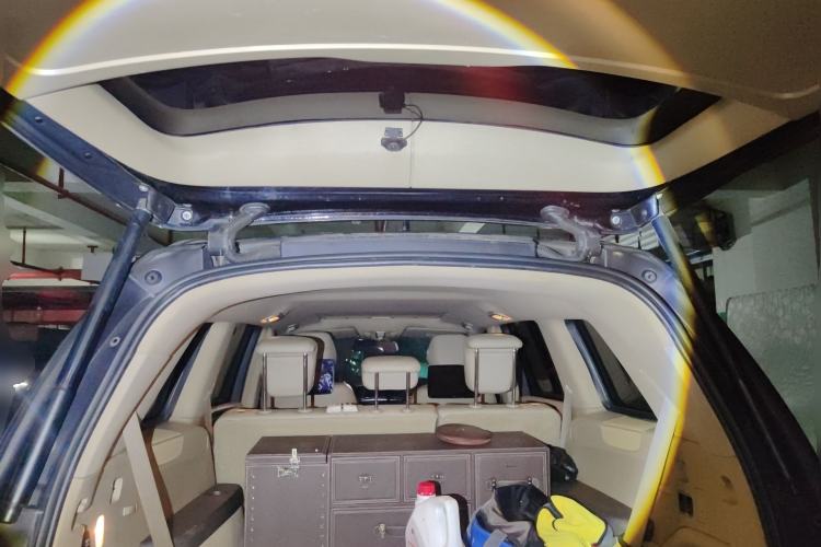 Used Mercedes-Benz GL-Class  Trunk