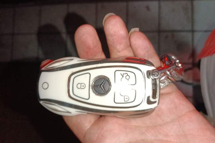 Used Mercedes-Benz GL-Class 2013 GL 500 4MATIC Vehicle Key