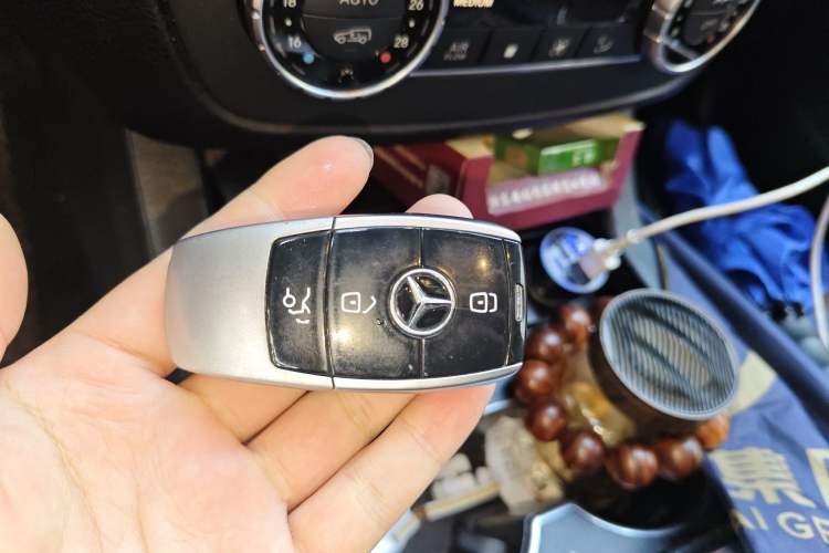 Used Mercedes-Benz GL-Class 2013 GL 500 4MATIC Vehicle Key