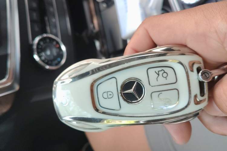 Used Mercedes-Benz GL-Class 2013 GL 500 4MATIC Vehicle Key