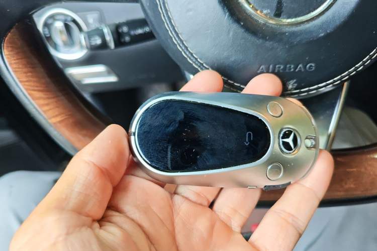 Used Mercedes-Benz GL-Class 2013 GL 500 4MATIC Vehicle Key