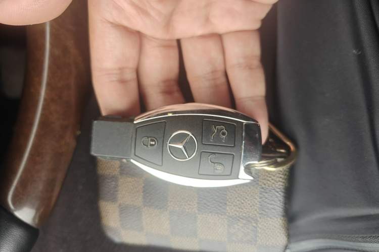Used Mercedes-Benz GL-Class 2013 GL 500 4MATIC Vehicle Key