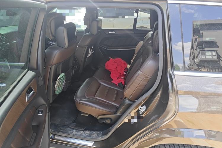 Used Mercedes-Benz GL-Class 2013 GL 500 4MATIC Left Rear Seat