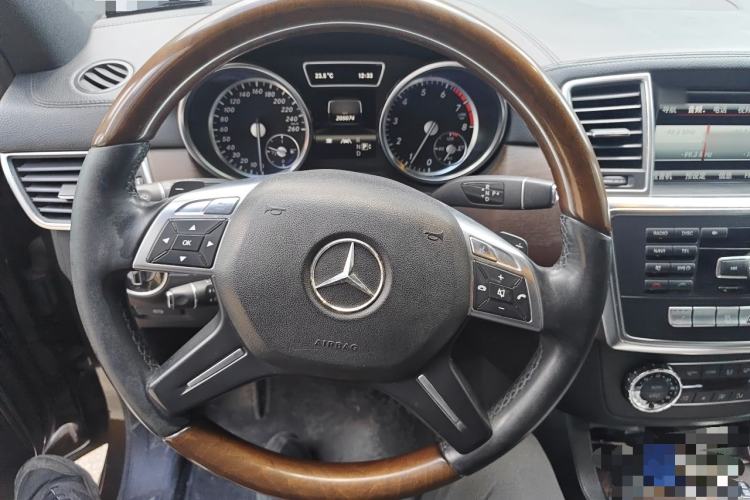 Used Mercedes-Benz GL-Class 2013 GL 500 4MATIC Steering Wheel