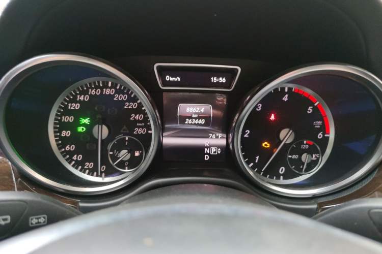 Used Mercedes-Benz GL-Class  Instrument Cluster
