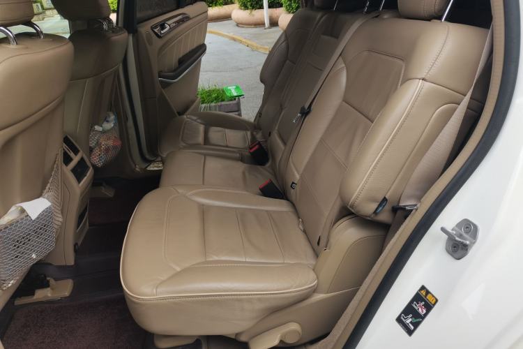 Used Mercedes-Benz GL-Class  Left Rear Seat
