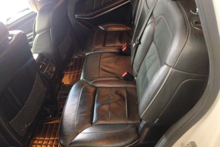 Used Mercedes-Benz GL-Class  Left Rear Seat