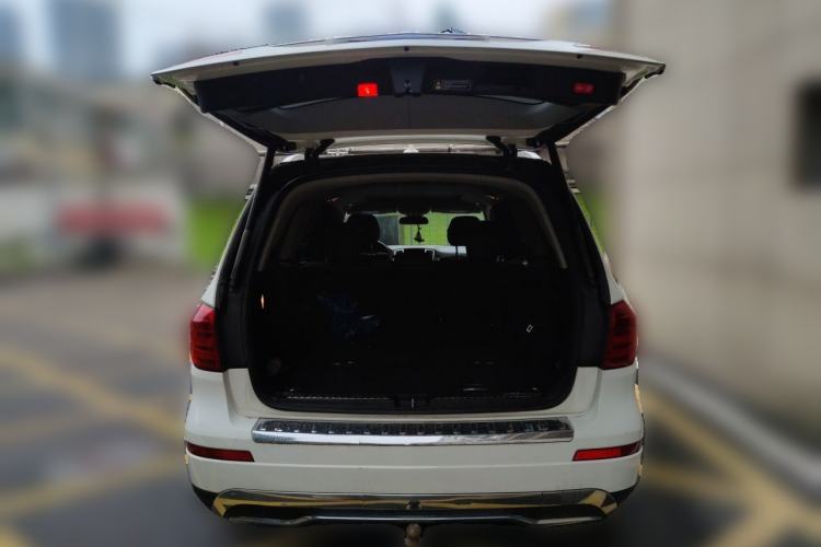 Used Mercedes-Benz GL-Class  Trunk