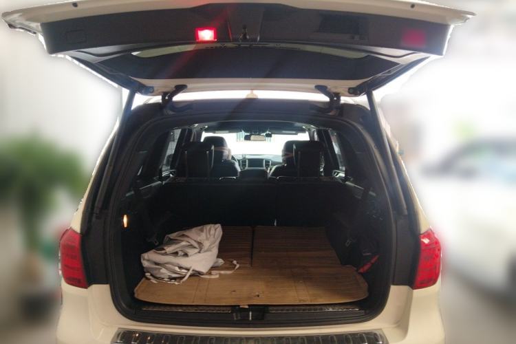 Used Mercedes-Benz GL-Class  Trunk