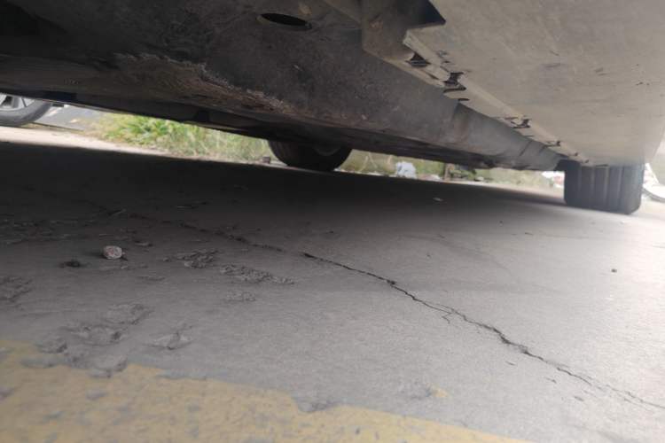 Used Mercedes-Benz GL-Class 2014 GL 350 CDI 4MATIC Chassis Front Left