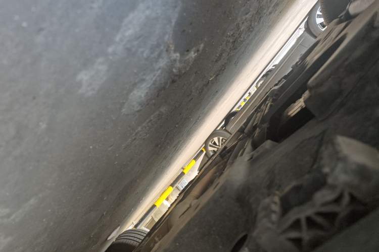 Used Mercedes-Benz GL-Class 2014 GL 400 4MATIC Luxury Model Chassis Front Left