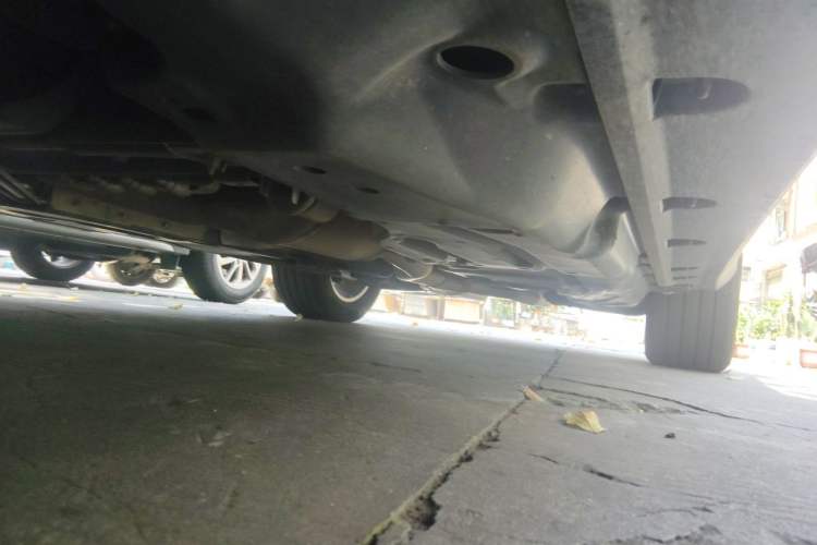 Used Mercedes-Benz GL-Class 2014 GL 400 4MATIC Dynamic Model Chassis Front Left
