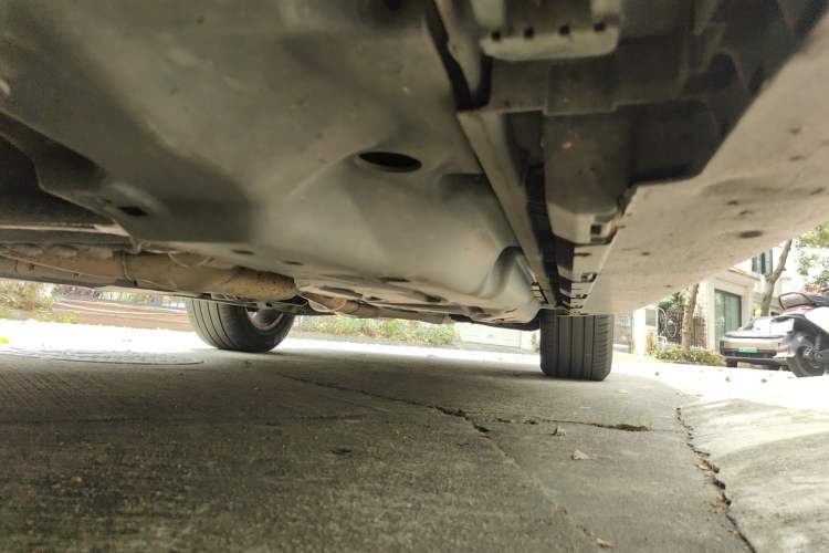 Used Mercedes-Benz GL-Class 2014 GL 400 4MATIC Dynamic Model Chassis Front Left