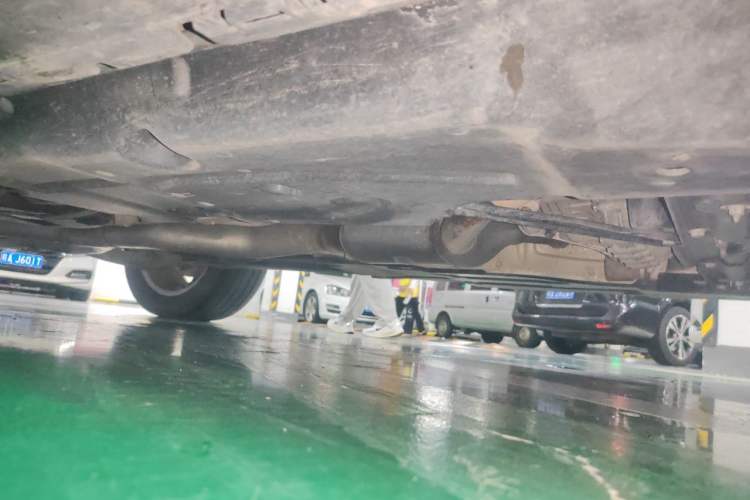 Used Mercedes-Benz GL-Class 2014 GL 400 4MATIC Dynamic Model Chassis Front Right