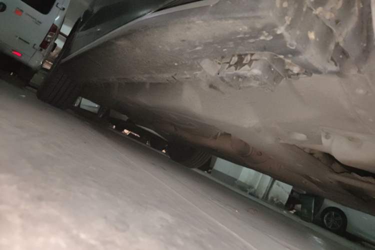 Used Mercedes-Benz GL-Class  Chassis Front Right
