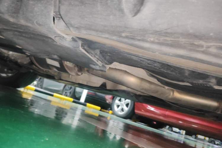 Used Mercedes-Benz GL-Class 2014 GL 400 4MATIC Dynamic Model Chassis Rear Left