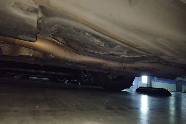 Used Mercedes-Benz GL-Class 2014 GL 400 4MATIC Dynamic Model Chassis Rear Left