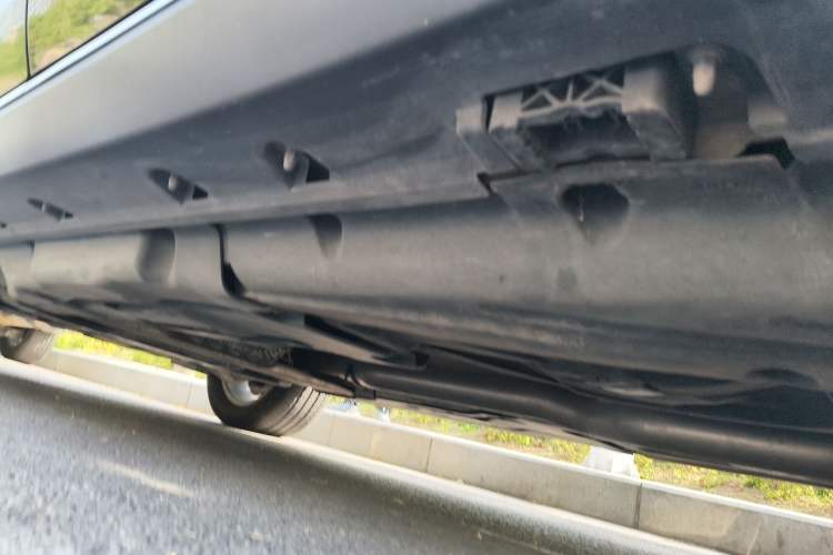 Used Mercedes-Benz GL-Class 2014 GL 350 CDI 4MATIC Chassis Rear Left