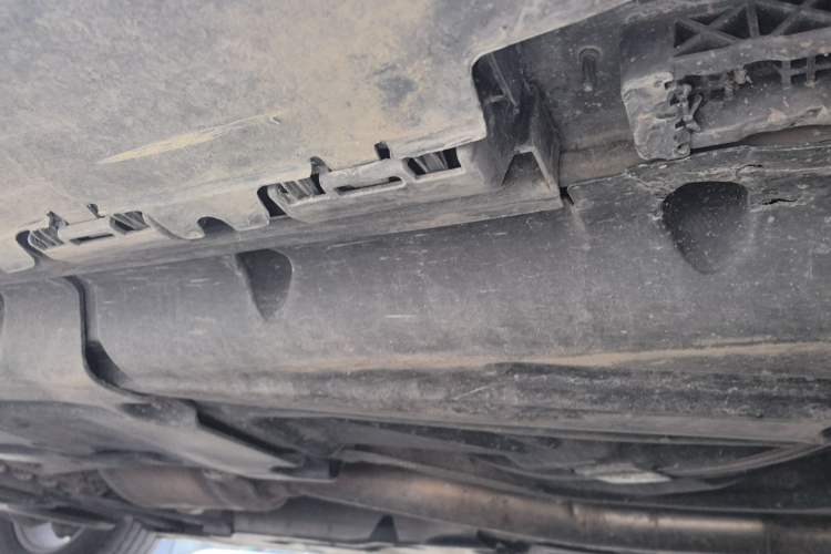 Used Mercedes-Benz GL-Class 2014 GL 400 4MATIC Dynamic Model Chassis Rear Left